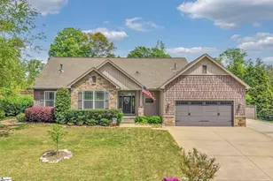 225 Bayswater Ln, Greer, SC 29651 - Photo 2