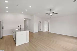 422 W Claywalk Rd, Woodruff, SC 29388 - Photo 4