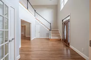 323 Waters Rd, Taylors, SC 29687 - Photo 8