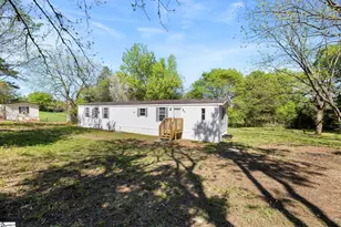110 Rhodes Dr, Enoree, SC 29335 - Photo 10