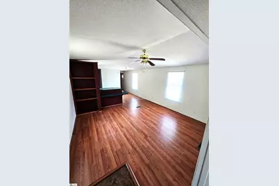 110 Rhodes Drive, Enoree, SC 29335 - Photo 2