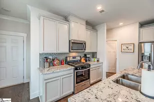 122 Outback Dr, Greer, SC 29650 - Photo 10