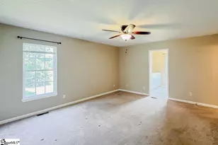 290 Dickson Rd, Campobello, SC 29322 - Photo 10