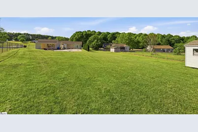 290 Dickson Road, Campobello, SC 29322 - Photo 18
