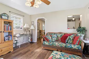 290 Dickson Rd, Campobello, SC 29322 - Photo 10