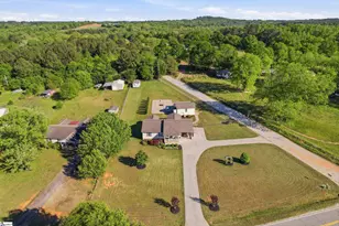 290 Dickson Rd, Campobello, SC 29322 - Photo 20
