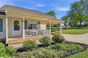 290 Dickson Rd, Campobello, SC 29322 - Photo 2