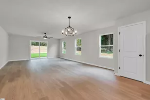 603 S Mountain View Rd, Greer, SC 29651 - Photo 8