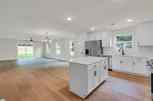 603 S Mountain View Rd, Greer, SC 29651 - Photo 4