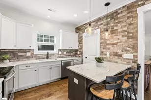 10 Dorsey Blvd, Greenville, SC 29611 - Photo 6