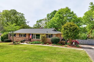 323 Pinehurst Dr, Mauldin, SC 29662 - Photo 2