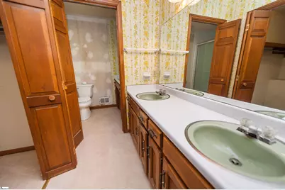 130 Sharcliff Road, Cowpens, SC 29330 - Photo 24