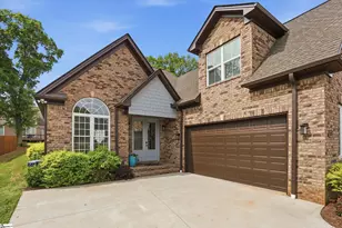 100 Courtyard Dr, Anderson, SC 29621 - Photo 2