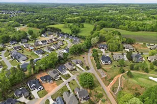 100 Courtyard Dr, Anderson, SC 29621 - Photo 34