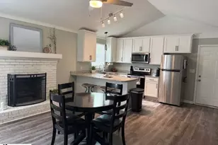606 E Darby Rd, Taylors, SC 29687 - Photo 12