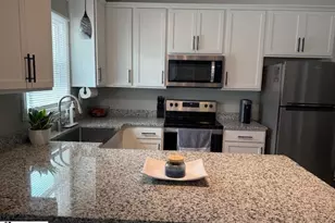 606 E Darby Rd, Taylors, SC 29687 - Photo 6
