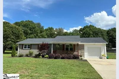 606 E Darby Road, Taylors, SC 29687 - Photo 1