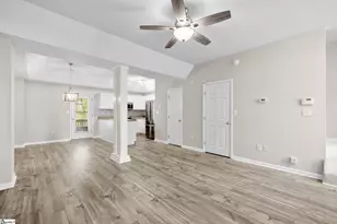 94 Huntress Dr, Greer, SC 29651 - Photo 2