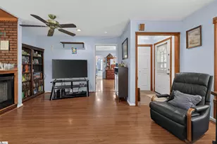 294 Cedar Canyon Dr, Spartanburg, SC 29307 - Photo 12