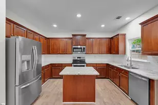 1 Meadowrise Ln, Simpsonville, SC 29681 - Photo 8