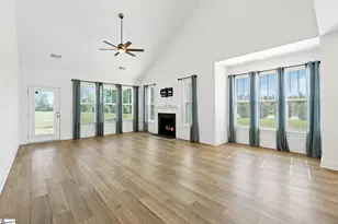 1504 Shallons Ct, Spartanburg, SC 29301 - Photo 12