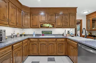 410 Thornhill Dr, Spartanburg, SC 29301 - Photo 18