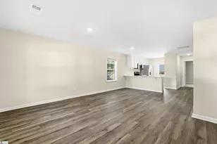 7 Iola St, Greenville, SC 29611 - Photo 18