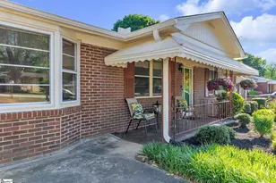 117 Alpha Dr, Greenville, SC 29605 - Photo 2