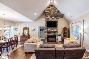 297 Paradise Vista Dr, Williamston, SC 29697 - Photo 8