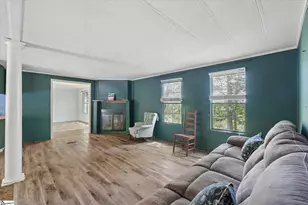599 S Glassy Mountain Rd, Pickens, SC 29671 - Photo 8
