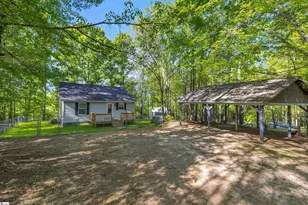 425 Cochise Dr, Waterloo, SC 29384 - Photo 2