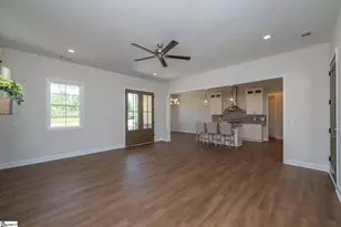 711 Hidden Falls Dr, West Union, SC 29696 - Photo 8