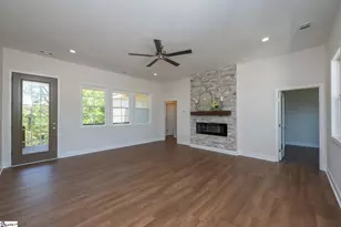 711 Hidden Falls Dr, West Union, SC 29696 - Photo 10