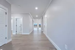 303 Jacquline Ln, Greenville, SC 29607 - Photo 6