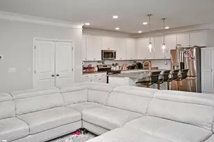 200 Whittier St, Greenville, SC 29605 - Photo 6