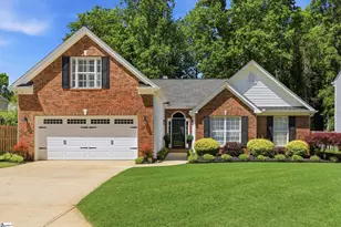 326 Bellhaven Ln, Spartanburg, SC 29301 - Photo 1