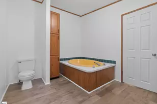 9122 W Oak Hwy, Seneca, SC 29678 - Photo 26