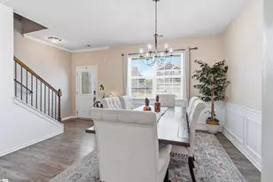 1010 Louvale Ct, Simpsonville, SC 29681 - Photo 6