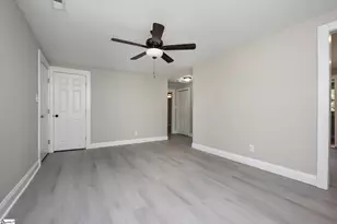 446 Bethlehem Dr, Spartanburg, SC 29306 - Photo 8