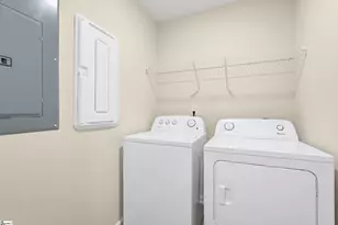 202 Blackwood St, Greenville, SC 29611 - Photo 16
