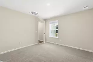 202 Blackwood St, Greenville, SC 29611 - Photo 8