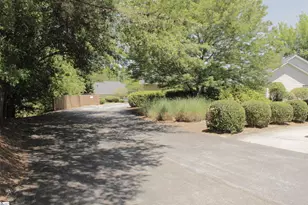 219 Woodruff Park Ln, Simpsonville, SC 29681 - Photo 44