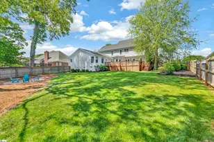 212 Sun Garden Ct, Greenville, SC 29615 - Photo 2