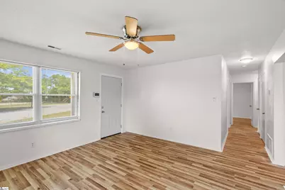 116 Fisher Avenue, Spartanburg, SC 29301 - Photo 2