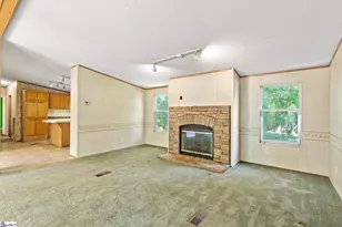 155 Shanel Dr, Woodruff, SC 29388 - Photo 8