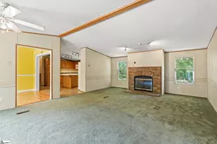 155 Shanel Dr, Woodruff, SC 29388 - Photo 4