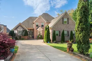 133 River Oaks Rd, Greer, SC 29650 - Photo 2