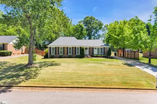 4946 Vineyard Ln, Greenville, SC 29615 - Photo 2