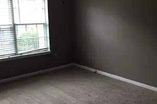 925 Cleveland St, Greenville, SC 29601 - Photo 8