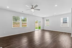 105 Harling Ct, Fountain Inn, SC 29644 - Photo 6